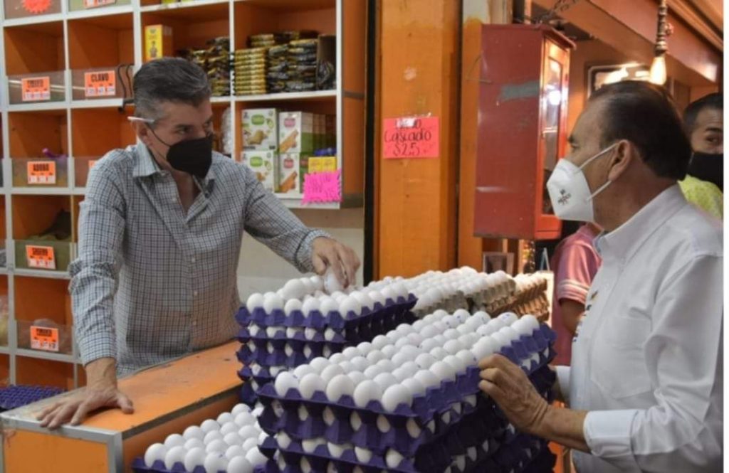 FIRMA COMPROMISO PEDRO RODRIGUEZ CONEMPRESARIOS Y LOCATARIOS DE LAS BODEGAS DE ATIZAPAN