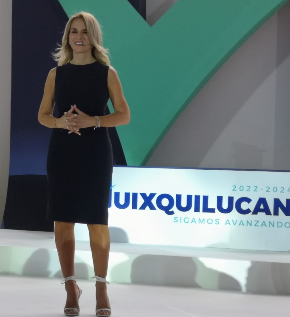 ROMINA CONTRERAS CARRASCO LA PRIMER MUJER QUE GOBIERNA EL MUNICIPIO DE HUIXQUILUCAN ENTREGA CUENTAS A 100 DÍAS DE GOBIERNO