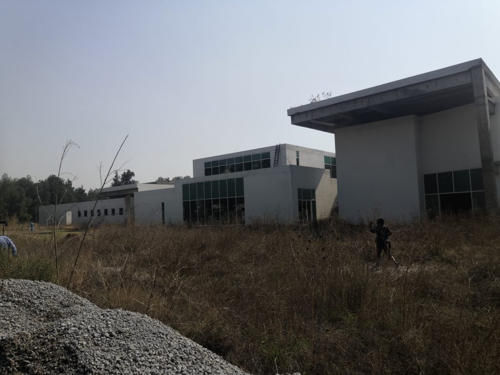 MÁS DE 10 HOSPITALES EN OBRA NEGRA Y EN ABANDONO EN EL ESTADO DE MÉXICO: RIGOBERTO CORTÉS MELGOZA Y CONGRESISTAS.