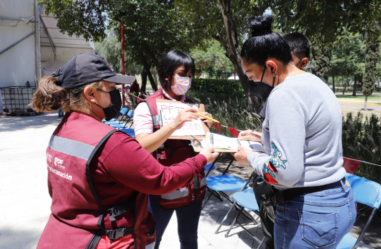 Concluye la vacunación contra el Covid-19 a menores de 12 a 13 años en Tecámac• 6 mil adolescentes se inmunizaron el primer día de aplicación.