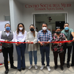 ALDO LEDEZMA ENTREGA OBRAS Y ATIENDE A VECINOS DE SANTA ELENA
