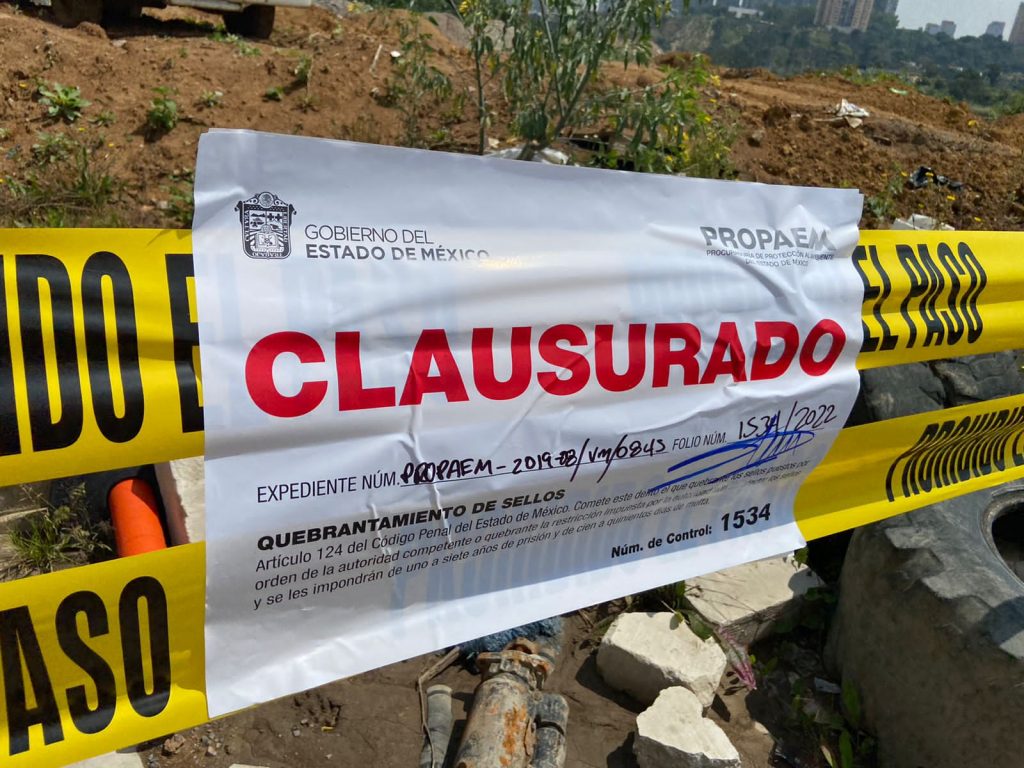 CLAUSURAN PELIGROSO TIRADERO CLANDESTINO EN NAUCALPAN