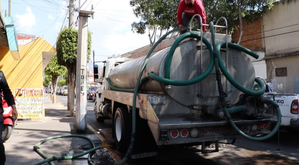 OPDM hace frente a recorte de agua del Sistema Cutzamala con entrega de pipas gratuitas_El
