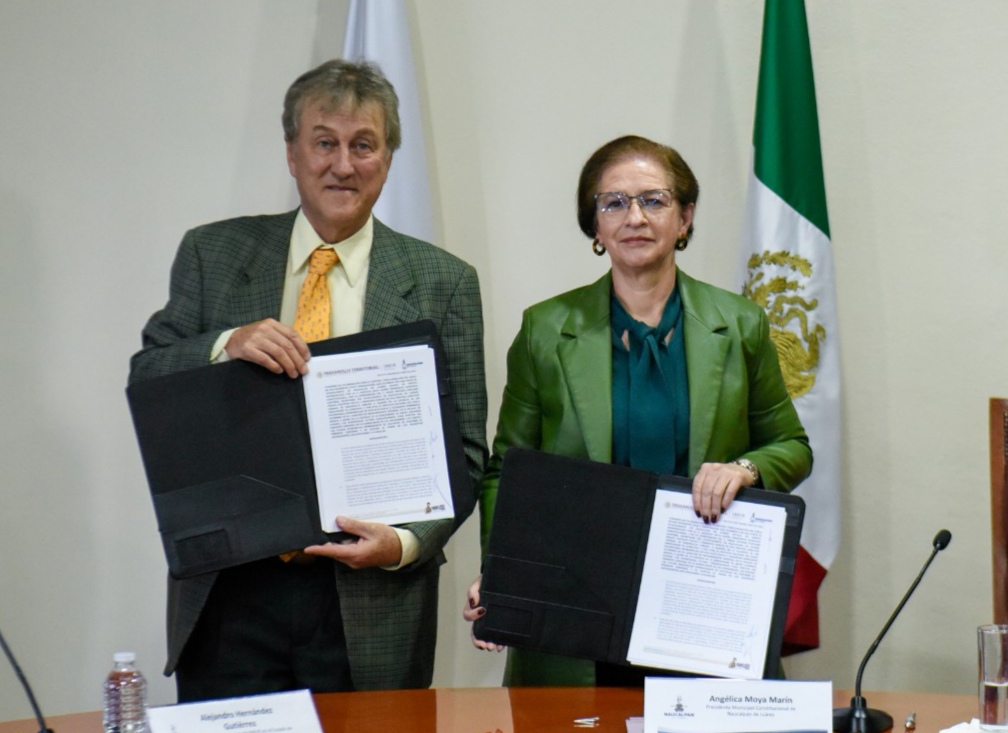NAUCALPAN E INSUS FIRMAN CONVENIO PARAORDENAR ASENTAMIENTOS IRREGULARES