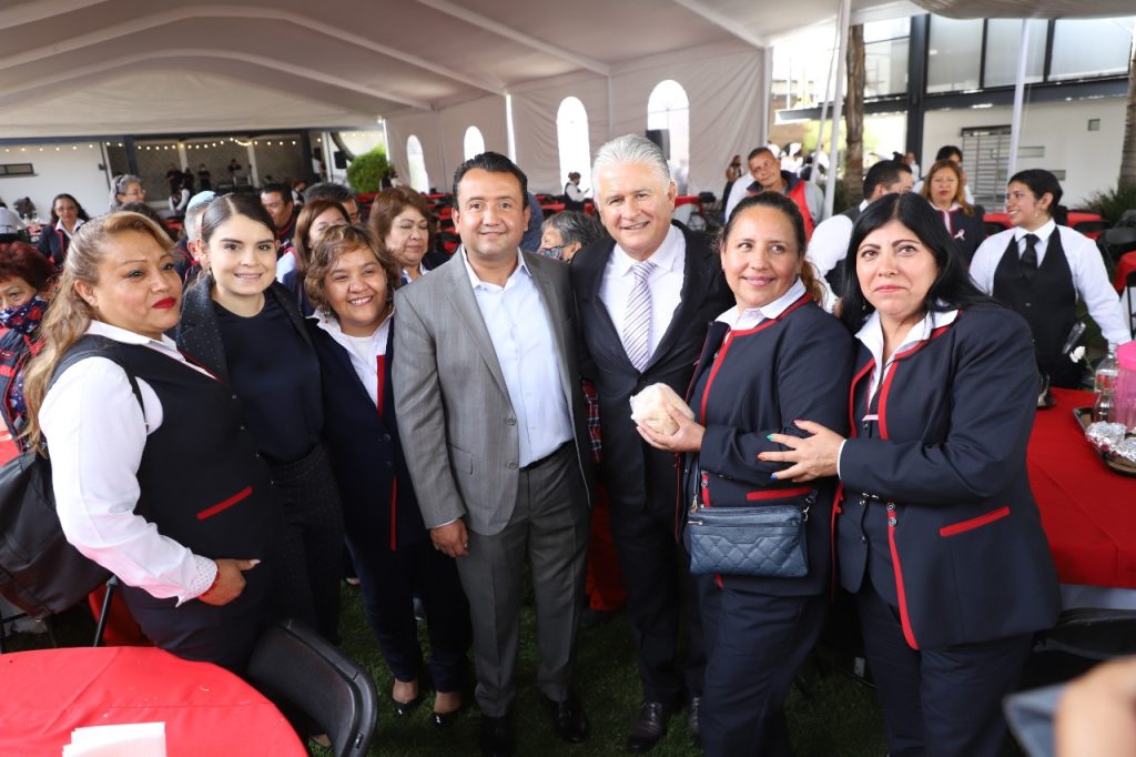 FIRMAN CONVENIO LABORAL EL GOBIERNO DE CUAUTITLÁN Y SUTEYM