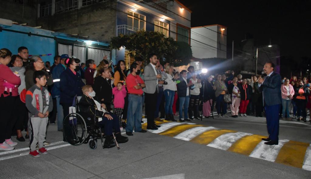 MARIACHIS, TACOS Y ALEGRÍA ENMARCAN LA ENTREGA DE LA REPAVIMENTACIÓN DE LA CALLE SONORA