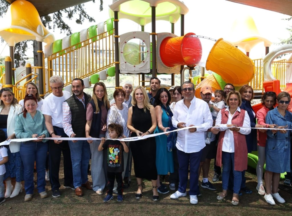 INAUGURA HUIXQUILUCAN EL PARQUE DE CORUÑA EN PARQUES DE LA HERRADURA