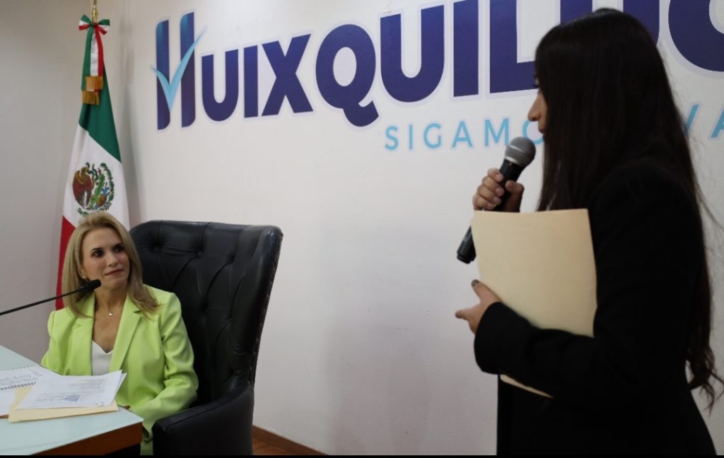 CELEBRA HUIXQUILUCAN SESIÓN DE CABILDO ABIERTO