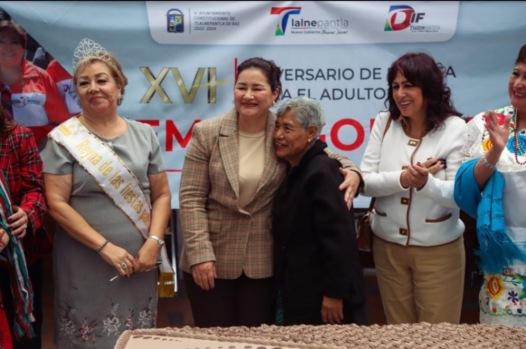  FIESTA MEXICANA, EN DIF TLALNEPANTLA POR ANIVERSARIO DE CASA DE ADULTOS MAYORES