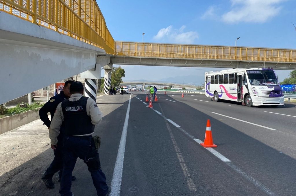 DELINCUENTES DISPARA A CHOFER EN EL PECHO Y LO MTAN