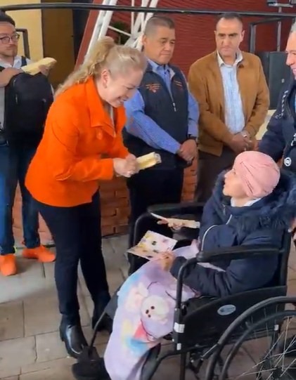María De los Ángeles Zuppa realizoLa entrega de “Becas Municipales”