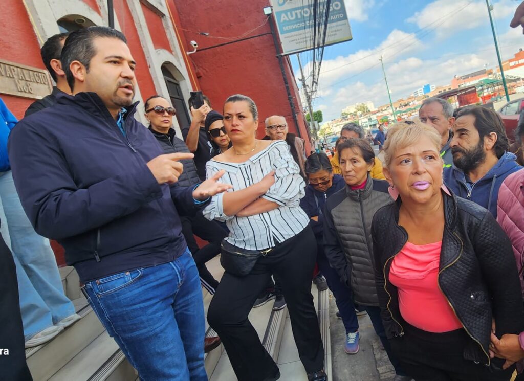 LA FALTA DE AGUA EN EL CORTIJO ES PORQUE VECINOS NO TIENEN CONTRATO CON CFE PARA OPERAR SUS CISTERNAS Y BOMBAS