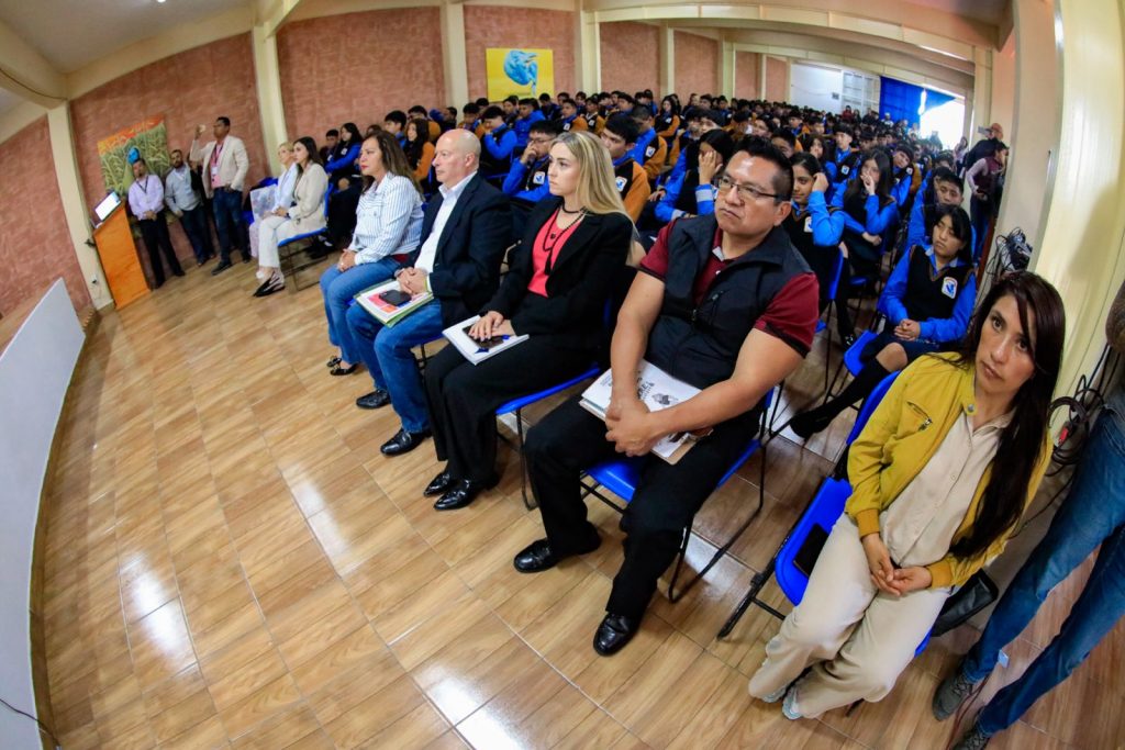 PARTICIPA GOBIERNO DE NAUCALPAN EN ESTRATEGIA NACIONAL, CON JORNADA DE SALUD PARA LAS Y LOS JÓVENES